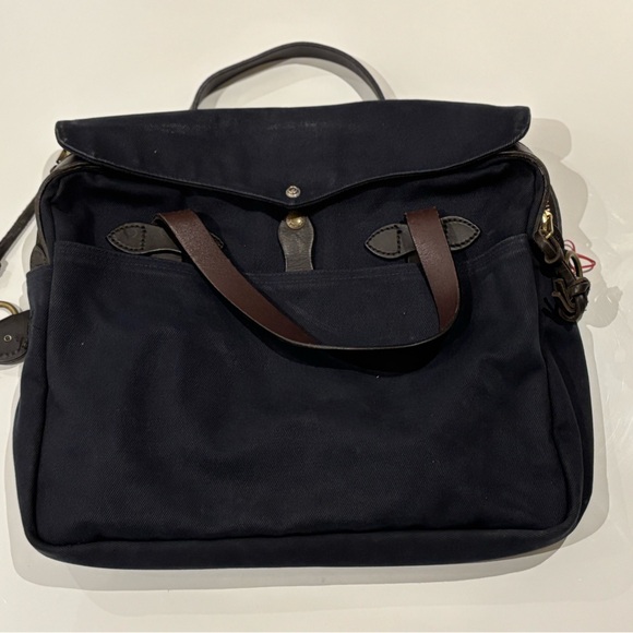 Filson Briefcase - Picture 1 of 8